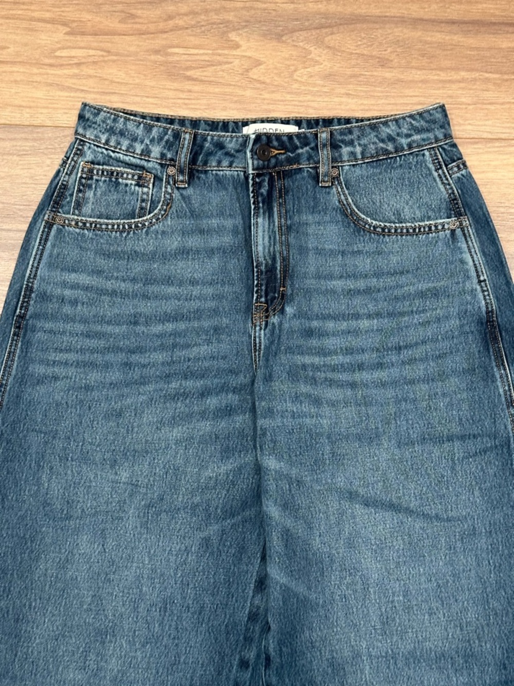 Hidden Sammie High Rise Barrel Jean Size 27 - Picture 2 of 12